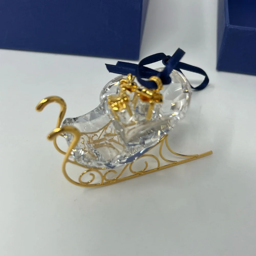 Rare SWAROVSKI Classic Crystal Gold Sleigh Ornament Gold-Tone Metal 2005 VTG